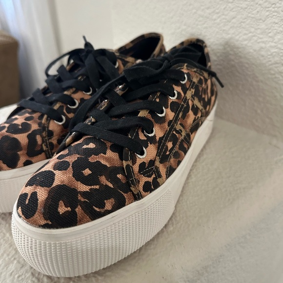 Steve Madden Leopard Print Platform Sneakers - Picture 3 of 4